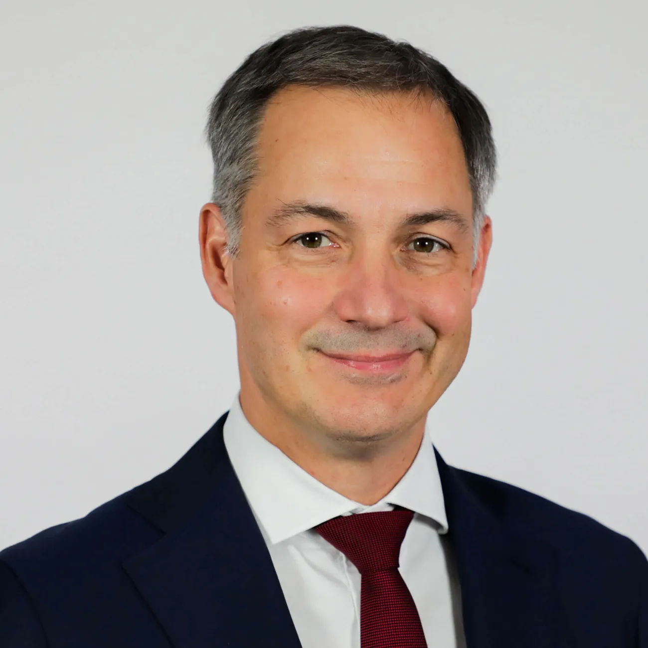 alexander-de-croo-official-photo-portrait-square