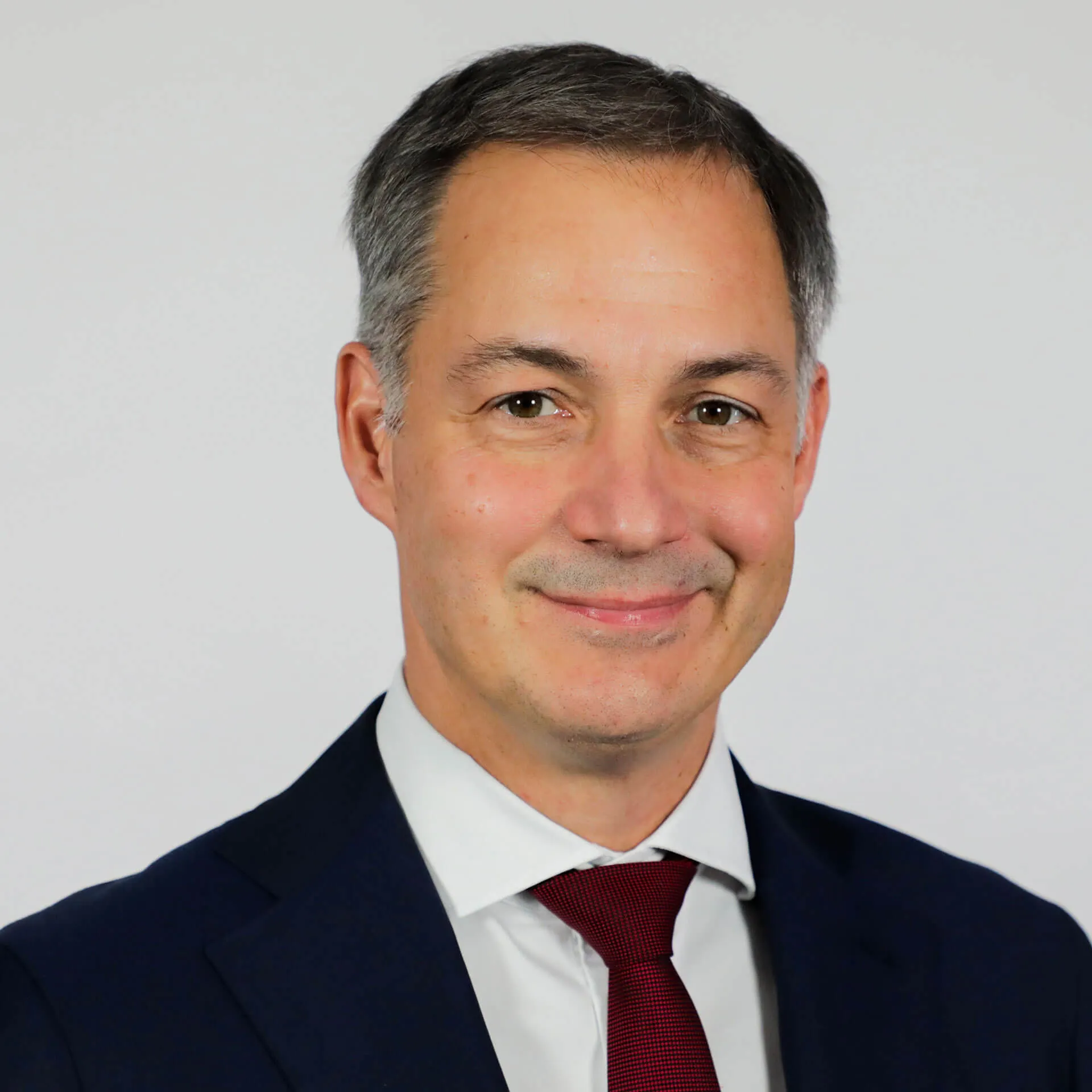 alexander-de-croo-official-photo-portrait-square